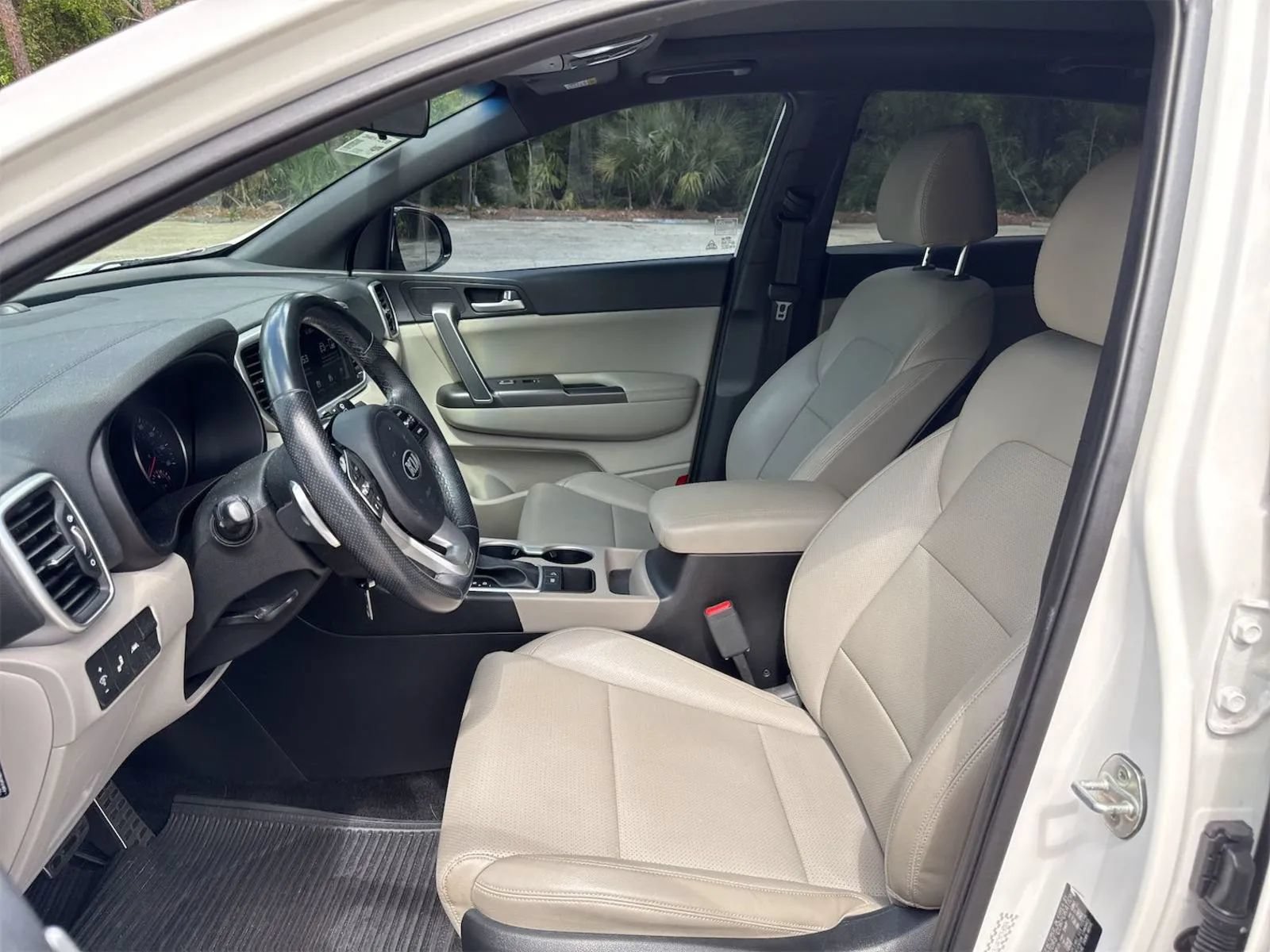 Used 2021 Kia Sportage S FWD image 11