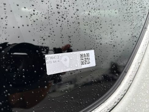 Used 2018 Toyota RAV4 XLE image 29