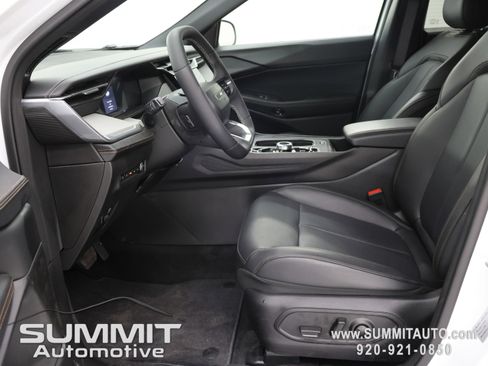 New 2026 Jeep Cherokee Limited image 8