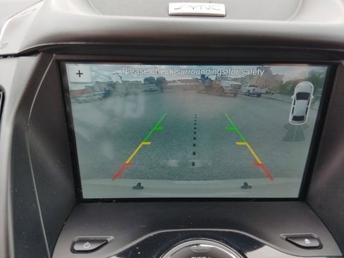 Used 2017 Ford Escape Titanium w/ Equipment Group 301A AWD/4WD image 21