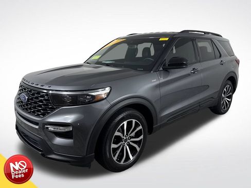 Used 2024 Ford Explorer ST-Line w/ Class IV Trailer Tow Package RWD image 8