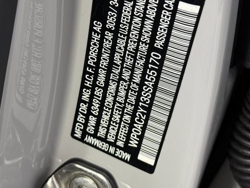 Used 2025 Porsche Taycan Turbo image 31