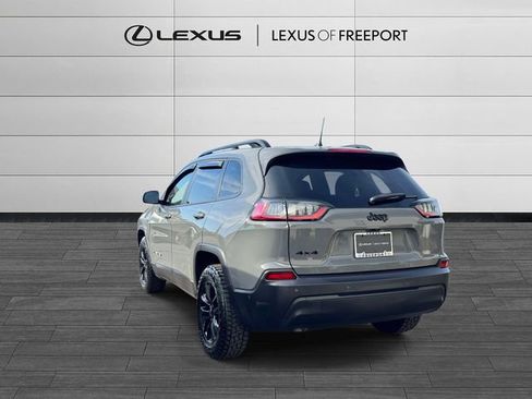 Used 2023 Jeep Cherokee Altitude Lux image 7