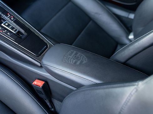 Certified 2015 Porsche 911 Turbo image 20