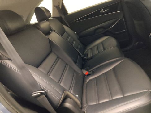 Used 2020 Kia Sorento SX FWD image 19