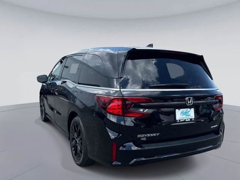 Certified 2025 Honda Odyssey Sport-L image 6