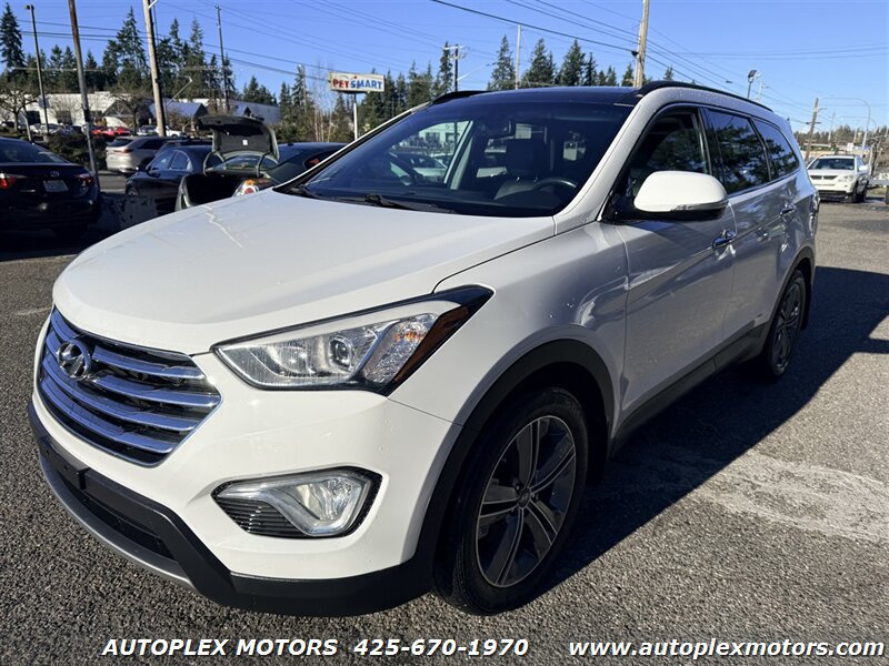 Used 2016 Hyundai Santa Fe SE w/ Option Group 03 AWD/4WD image 3