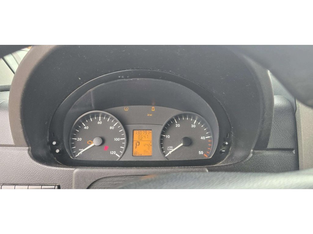 Used 2018 Mercedes-Benz Sprinter 2500 image 16