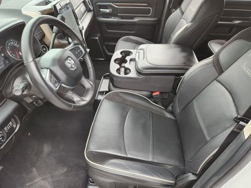 Used 2024 RAM 2500 Laramie image 11