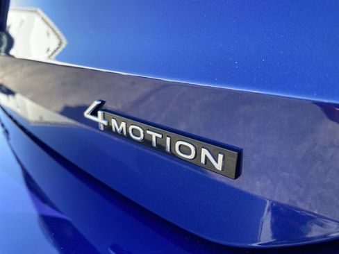 Certified 2022 Volkswagen Taos SEL image 34