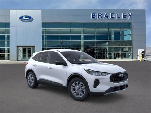 New 2025 Ford Escape Active image 7