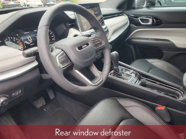 Used 2024 Jeep Compass Limited AWD/4WD image 9