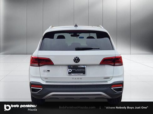 Used 2022 Volkswagen Taos SE image 26