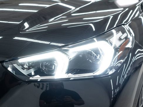 Used 2025 BMW X1 xDrive28i w/ M Sport Line w/ M Sport Package image 39