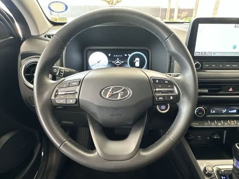 Used 2022 Hyundai Kona Limited FWD image 15