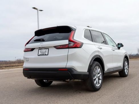 Used 2025 Honda CR-V EX image 8