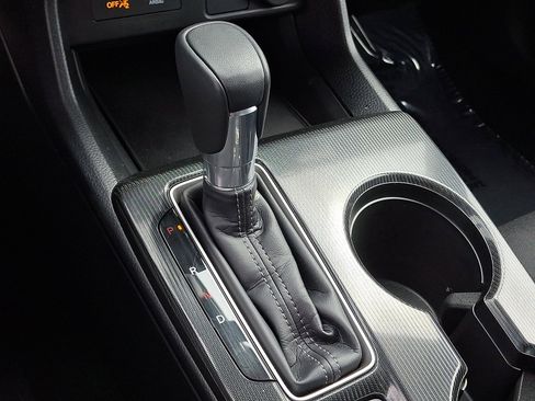 Used 2024 Honda Civic Sport image 14