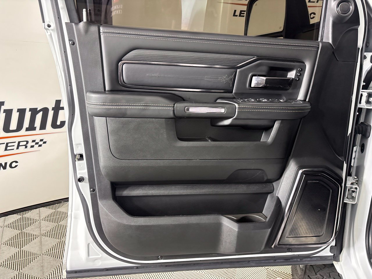 Used 2024 RAM 2500 Limited AWD/4WD image 7