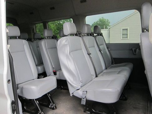Used 2017 Ford Transit 350 XL RWD image 14