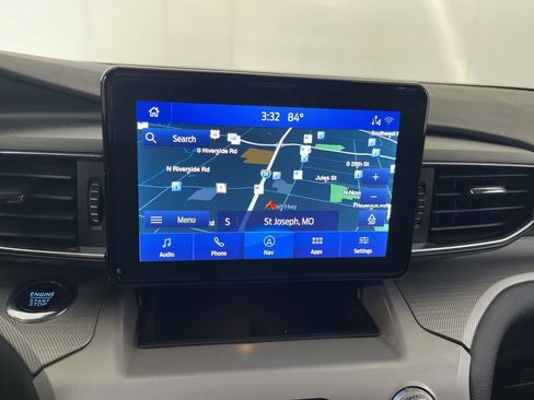 Used 2023 Ford Explorer XLT w/ Equipment Group 202A AWD/4WD image 68