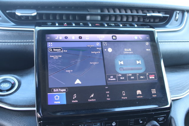 Used 2023 Jeep Grand Cherokee L Limited RWD image 23