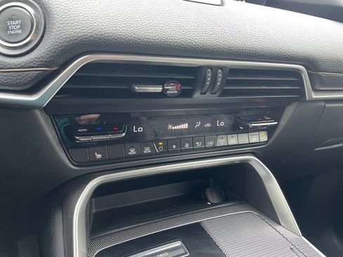 Used 2024 MAZDA CX-90 3.3 Turbo w/ Preferred Plus AWD/4WD image 18