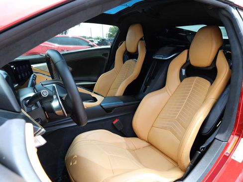 Used 2023 Chevrolet Corvette Stingray Premium Cpe w/ Z51 Performance Package RWD image 36