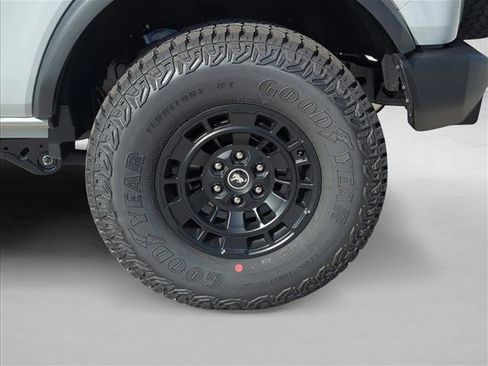 New 2026 Ford Bronco 2-Door w/ Sasquatch Package AWD/4WD image 10