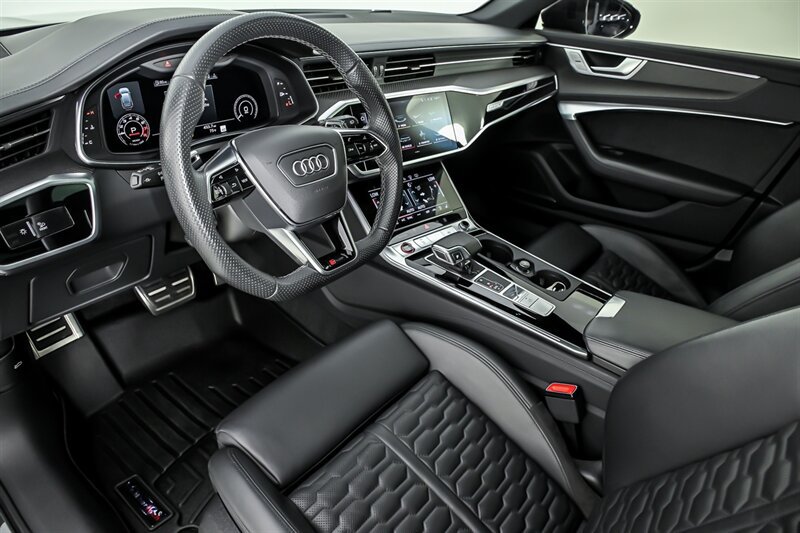 Used 2022 Audi RS 6 AWD/4WD image 15