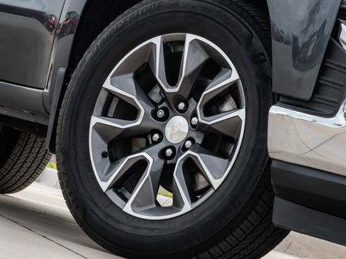 Used 2020 Chevrolet Silverado 1500 LT w/ Texas Edition image 9