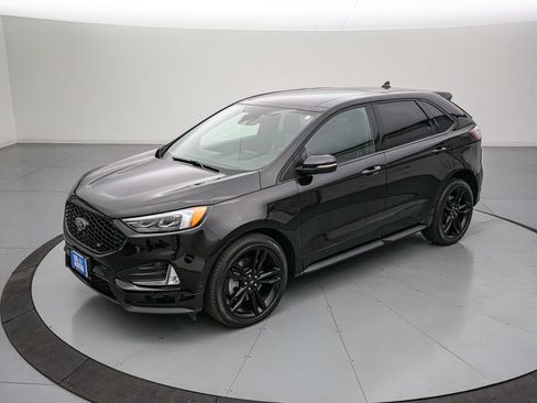 Certified 2023 Ford Edge ST w/ Equipment Group 401A AWD/4WD image 8