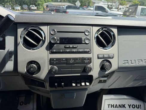 Used 2016 Ford F250 XLT w/ XLT Premium Package AWD/4WD image 36