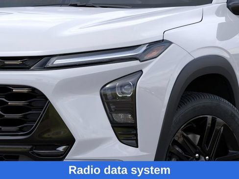 New 2026 Chevrolet Trax ACTIV w/ Sunroof Package FWD image 11