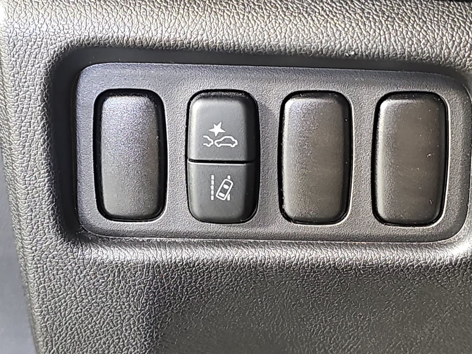 Used 2026 Mitsubishi Outlander Sport LE AWD/4WD image 24