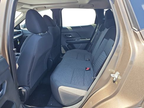 Used 2026 Nissan Kicks SV w/ SV Premium Package FWD image 14
