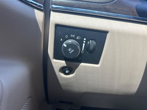 Used 2017 Jeep Grand Cherokee Limited w/ Luxury Group II AWD/4WD image 18