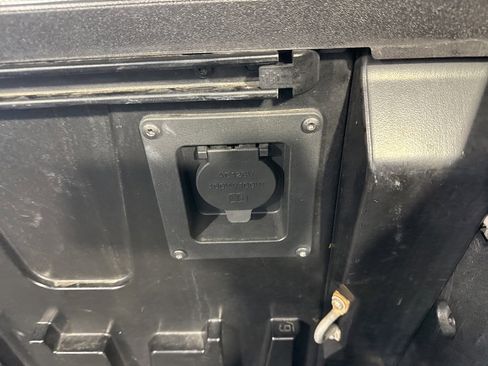 Used 2022 Toyota Tundra SR5 image 25