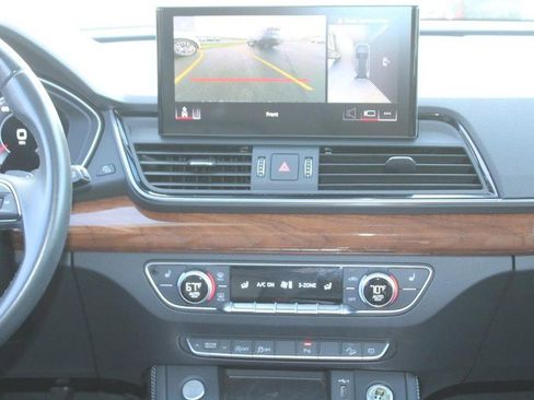 Used 2023 Audi Q5 2.0T Premium Plus image 16