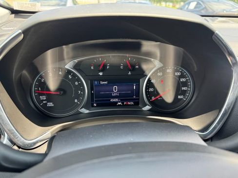 Used 2022 Chevrolet Equinox LT FWD image 22