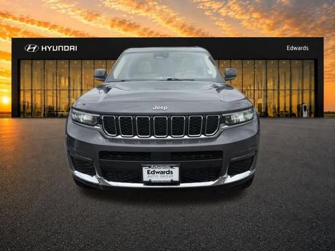 Used 2022 Jeep Grand Cherokee L Limited AWD/4WD image 2