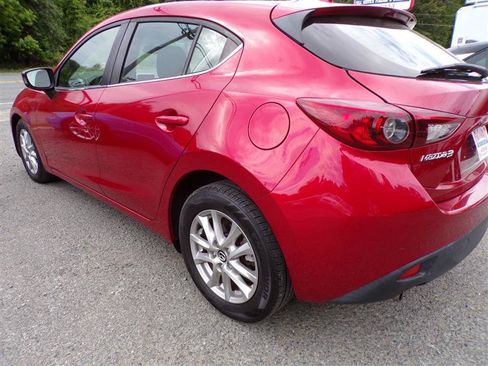 Used 2014 MAZDA MAZDA3 i Touring w/ Technology Package FWD image 8