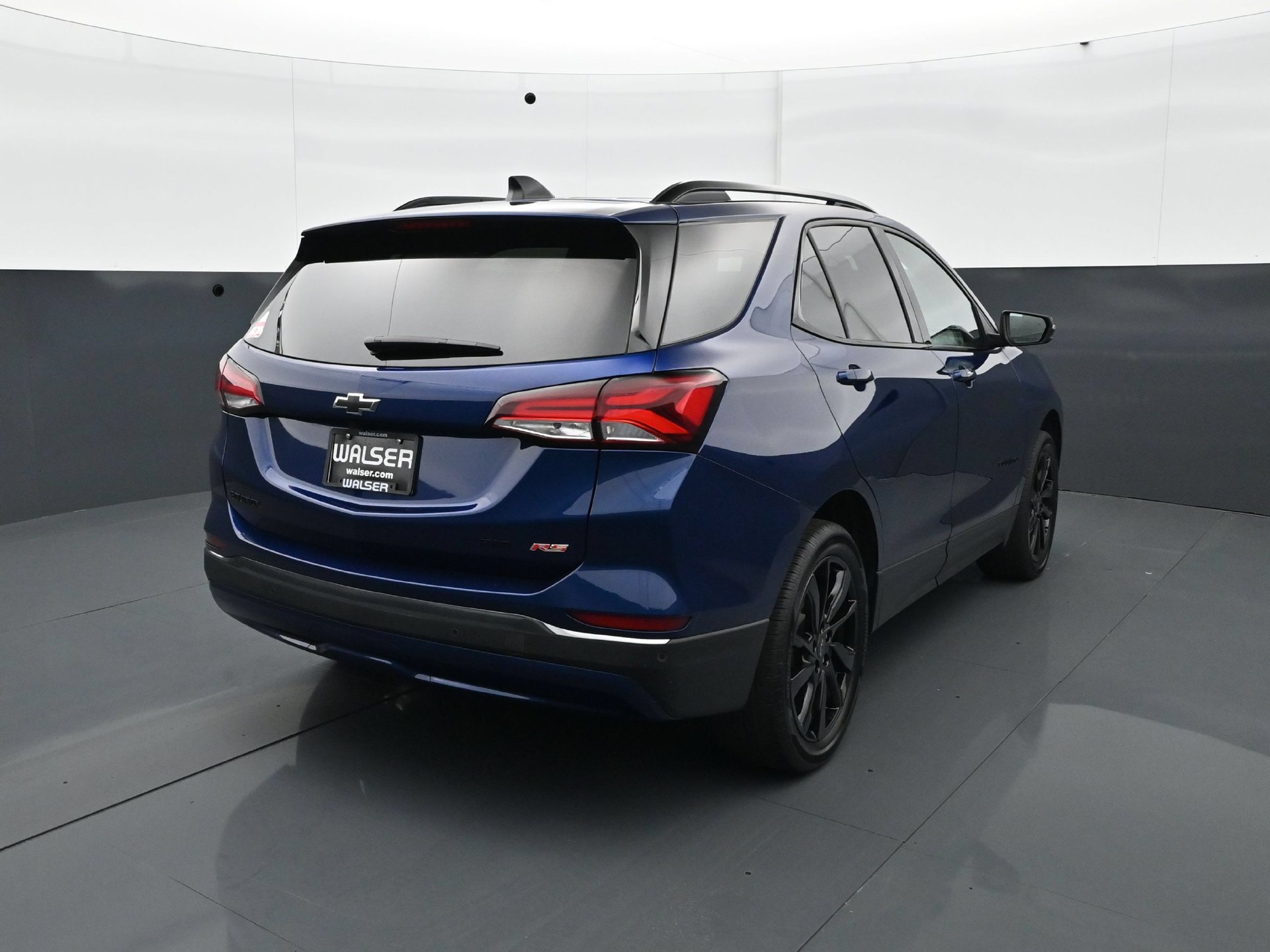 Used 2022 Chevrolet Equinox RS w/ RS Leather Package AWD/4WD image 6