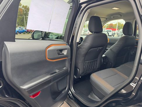 Used 2023 Ford Bronco Sport Badlands image 23