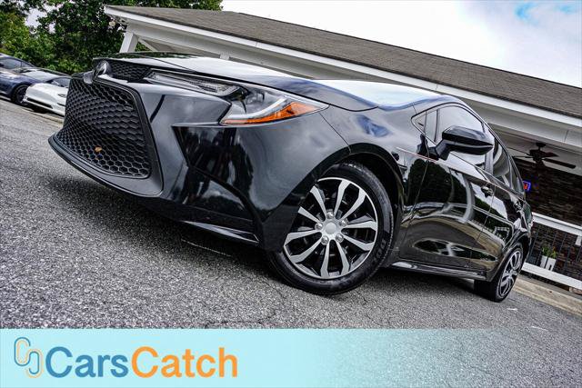 Used 2021 Toyota Corolla LE FWD image 3