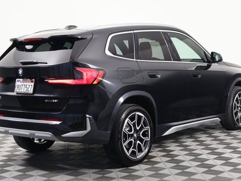 Certified 2025 BMW X1 xDrive28i w/ Convenience Package AWD/4WD image 4