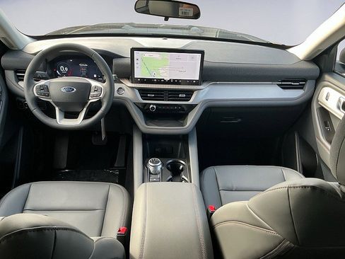 New 2026 Ford Explorer Active w/ Active Comfort Package image 7