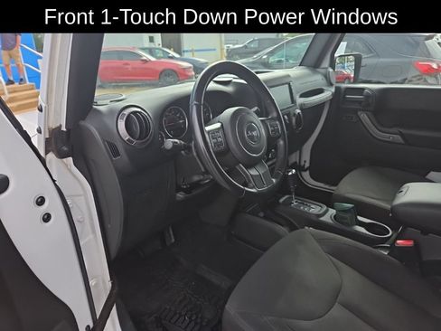 Used 2018 Jeep Wrangler Unlimited Sport S AWD/4WD image 15