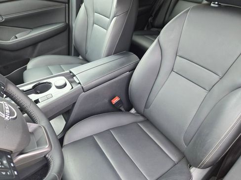 Used 2026 Nissan Rogue SL AWD/4WD image 20