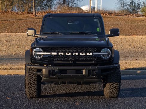 Used 2024 Ford Bronco Wildtrak image 2