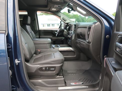 Used 2022 Chevrolet Silverado 2500 LTZ w/ LTZ Plus Package AWD/4WD image 40